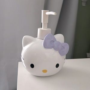 New Hello Kitty pump bottle